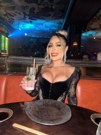 Kadıkoy Balıketli Escort Model Ağzında Dölleri Yutuyor